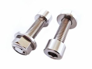Titaniumbouten en moeren trekstang (2 st.)